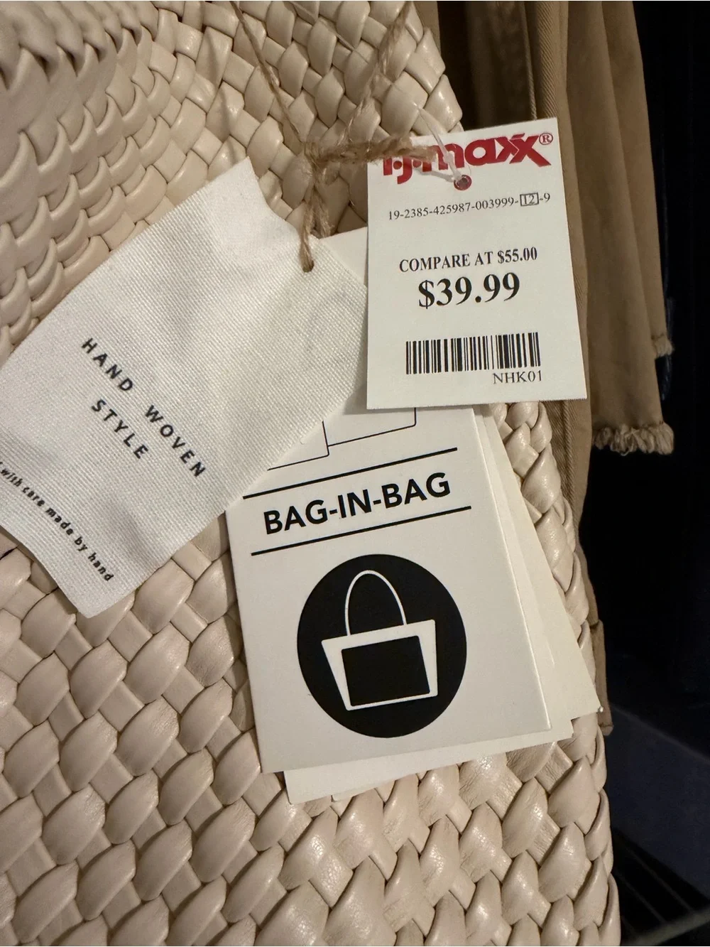 Antik Kraft Woven Hobo Bag in Light Beige